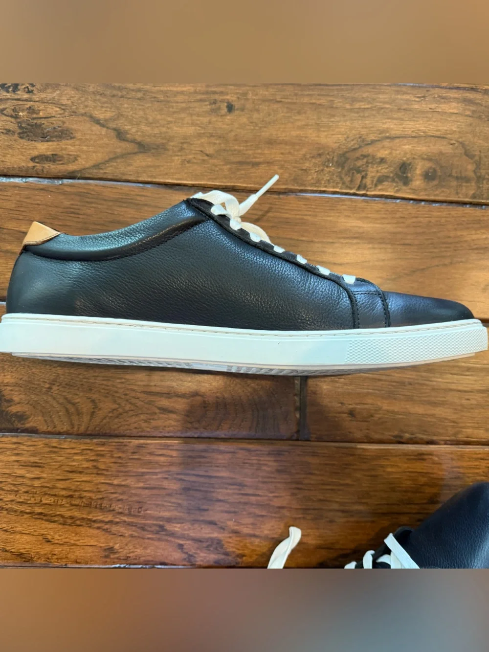 Allen Edmonds Men’s Courtside Black Leather Sneakers